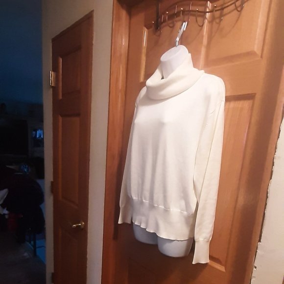 White Sweater - Picture 2 of 3